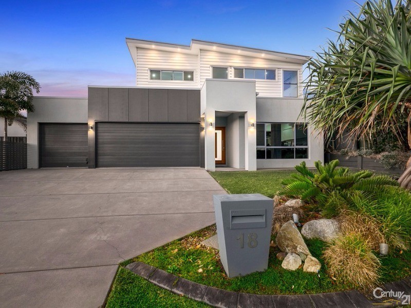 18  Doral Drive, Peregian Springs QLD 4573
