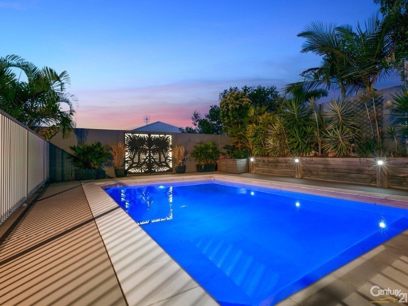 18  Doral Drive, Peregian Springs QLD 4573