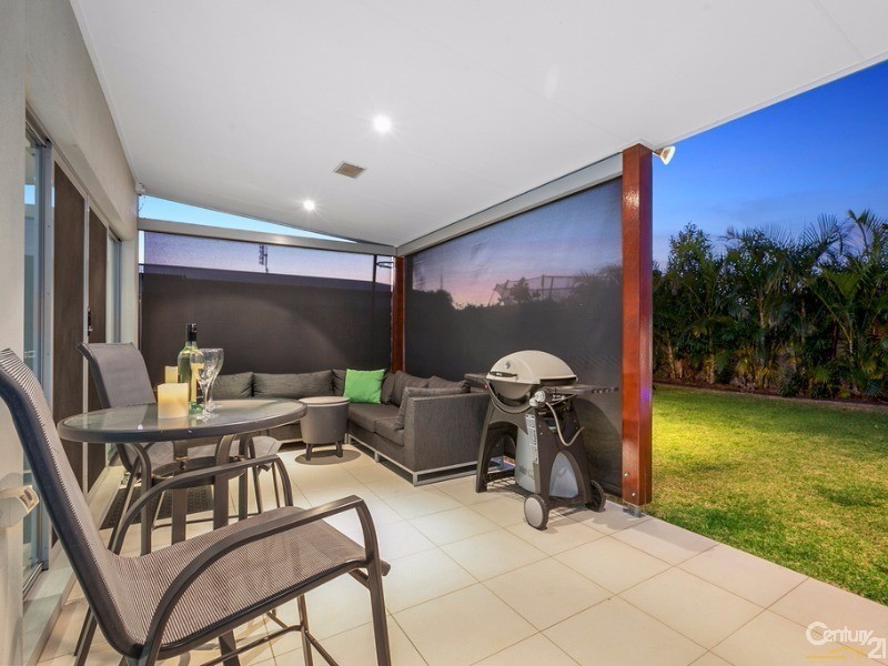 18  Doral Drive, Peregian Springs QLD 4573