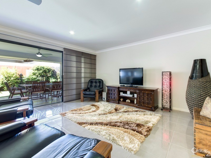 152 The Avenue, Peregian Springs QLD 4573
