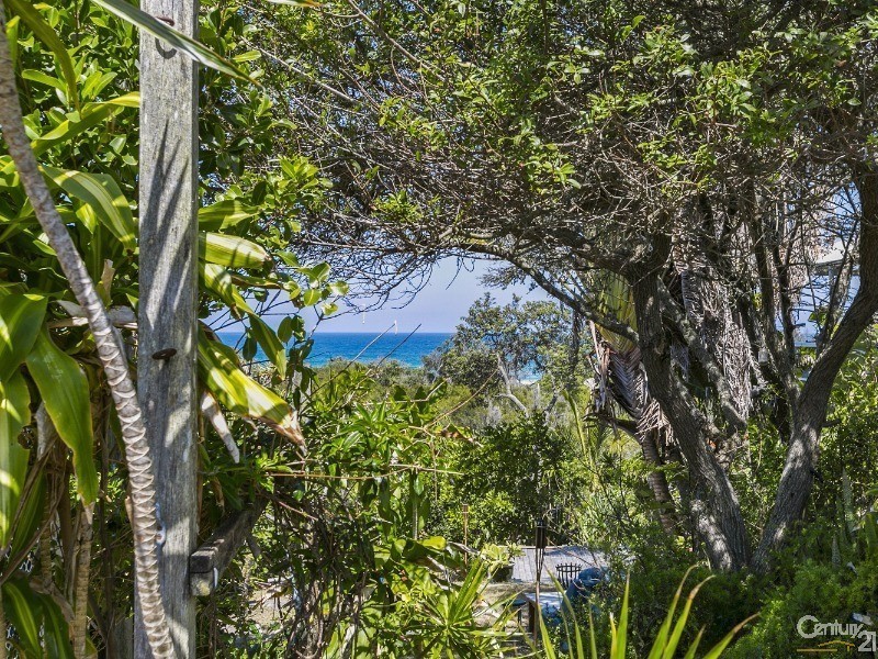 16 Plover Street, Peregian Beach QLD 4573