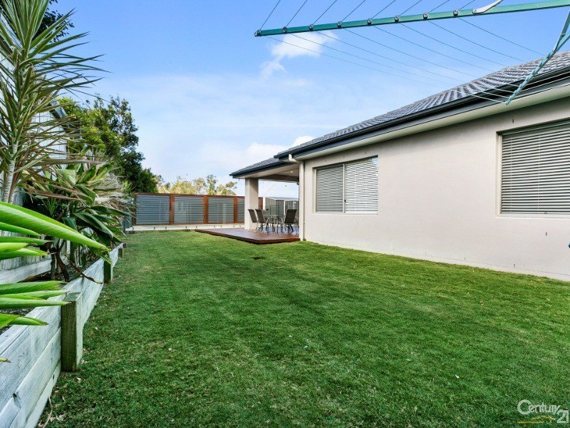 8 Waterville Way, Peregian Springs QLD 4573