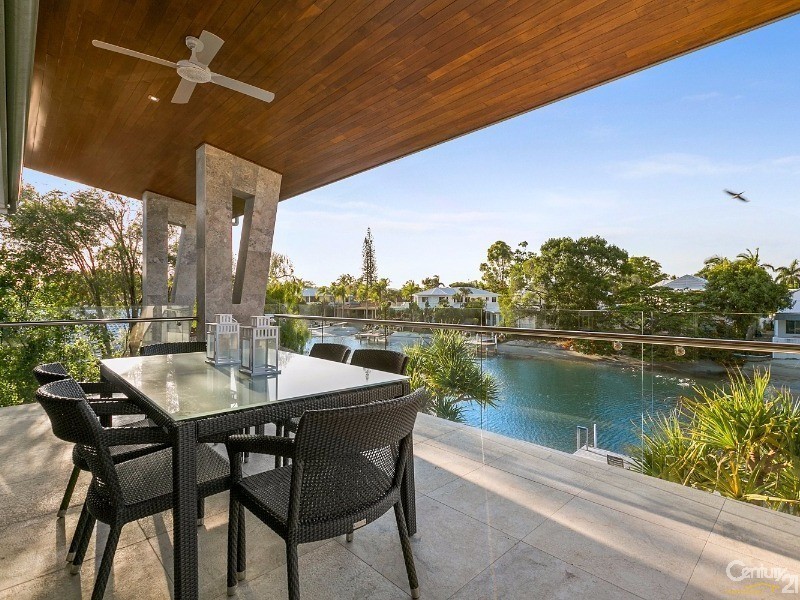 24 Mossman Court, Noosa Heads QLD 4567