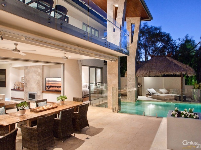 24 Mossman Court, Noosa Heads QLD 4567