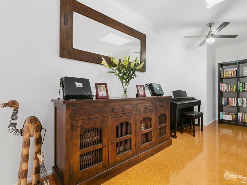 5 Mylar Court, Sunrise Beach QLD 4567