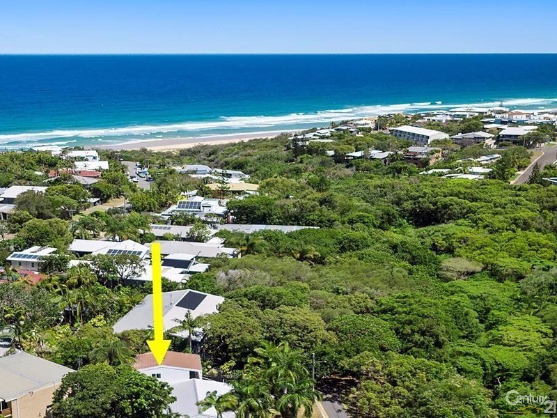 9 Swan Avenue, Sunshine Beach QLD 4567