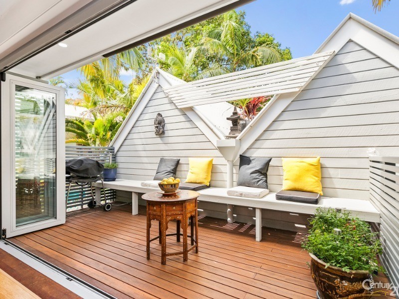 2/21  Nebula Street, Sunshine Beach QLD 4567