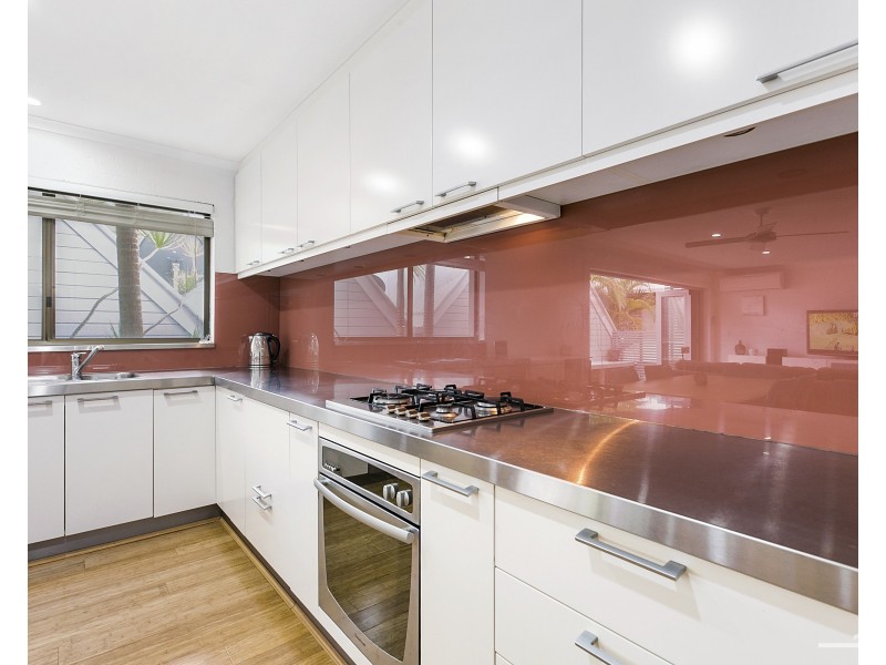 2/21  Nebula Street, Sunshine Beach QLD 4567