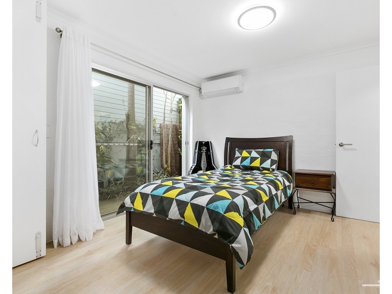2/21  Nebula Street, Sunshine Beach QLD 4567