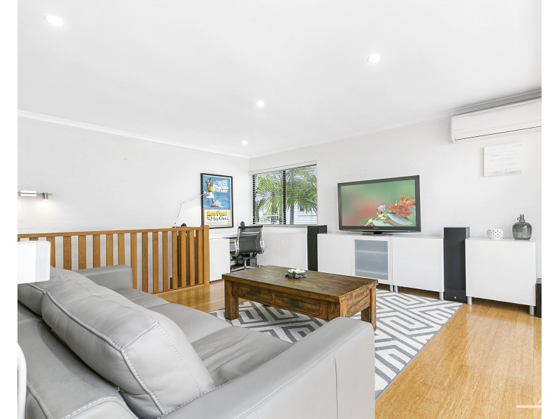 2/21  Nebula Street, Sunshine Beach QLD 4567