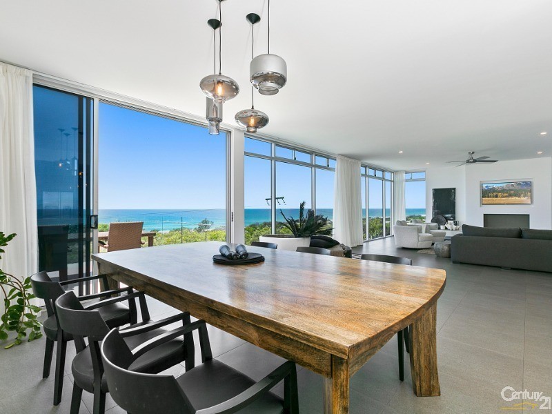 37 Kestrel Crescent, Peregian Beach QLD 4573