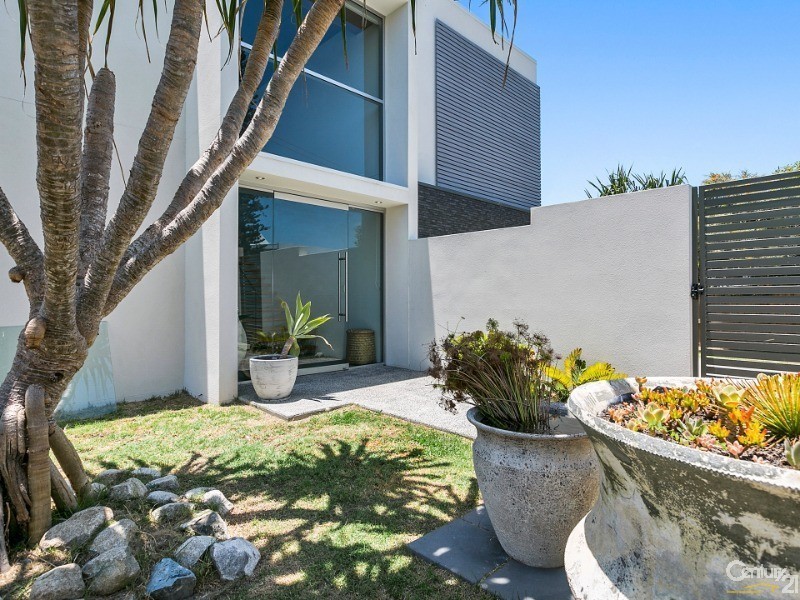 37 Kestrel Crescent, Peregian Beach QLD 4573