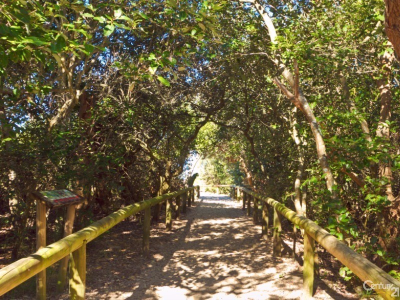 8/2219 David Low Way, Peregian Beach QLD 4573