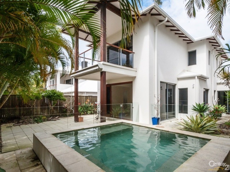 2/115 Peregian Springs Drive, Peregian Springs QLD 4573