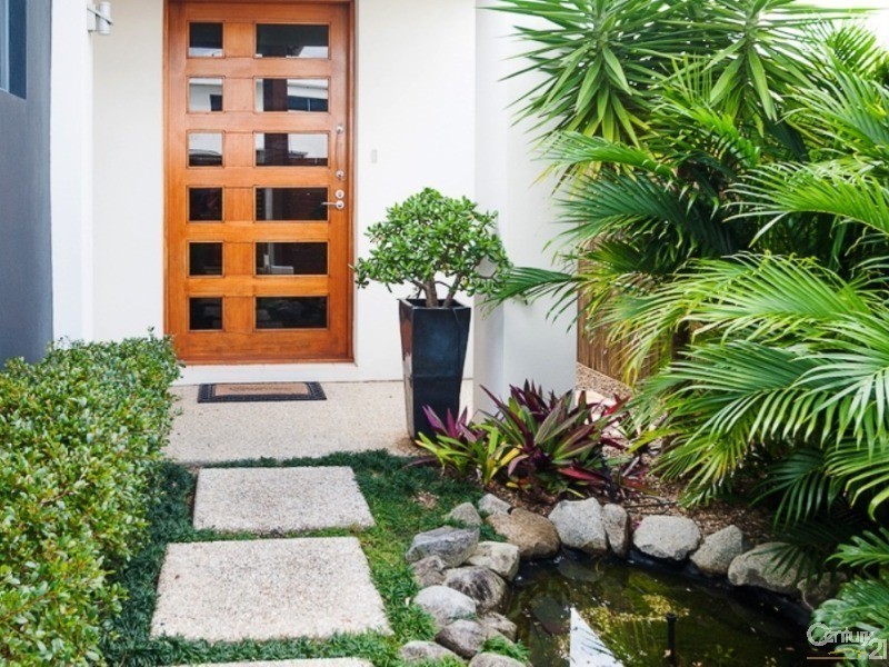 2/115 Peregian Springs Drive, Peregian Springs QLD 4573