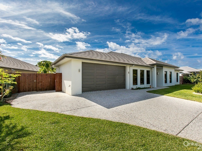 5 Montreal Drive, Peregian Springs QLD 4573