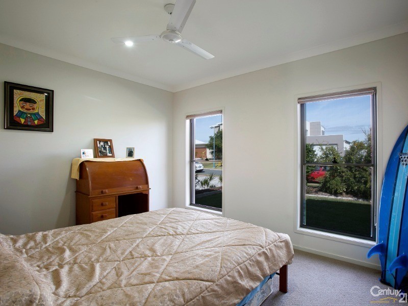 5 Montreal Drive, Peregian Springs QLD 4573