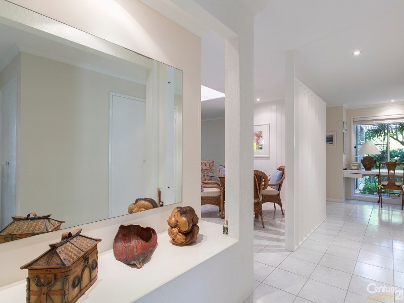 12 Daybreak Court, Castaways Beach QLD 4567