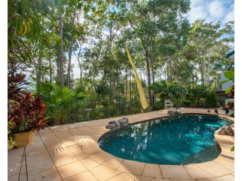 18 Lakeside Drive, Peregian Springs QLD 4573