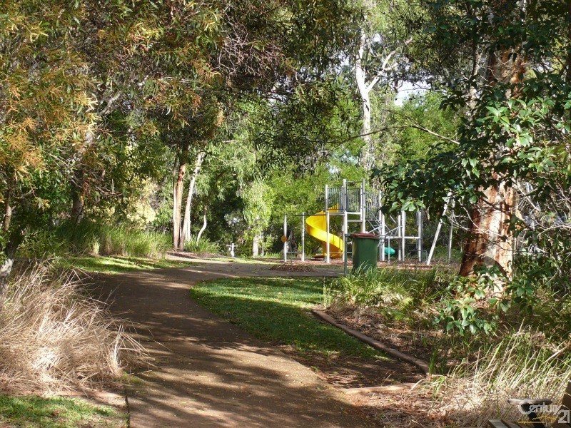 33 Peachtree Crescent, Peregian Springs QLD 4573