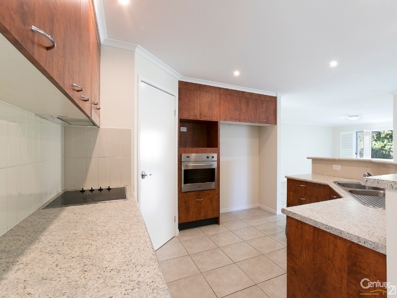22 Maddens Crescent, Peregian Springs QLD 4573