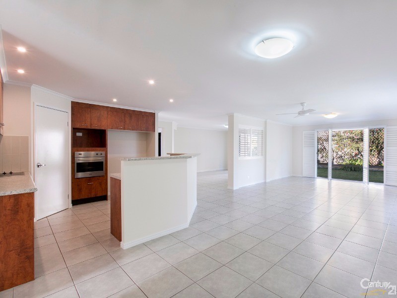 22 Maddens Crescent, Peregian Springs QLD 4573