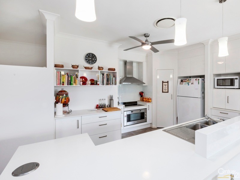 138 The Avenue, Peregian Springs QLD 4573