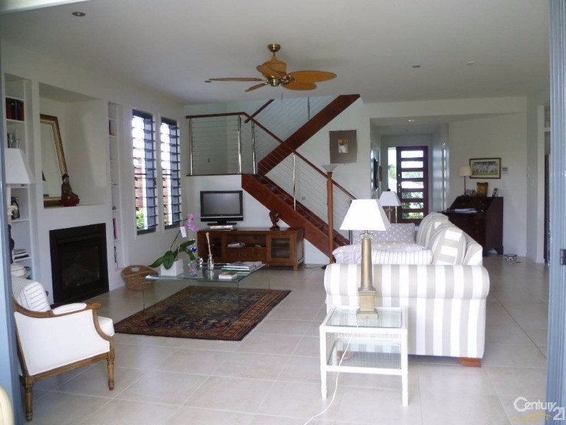 37/115 Peregian Springs Drive, Peregian Springs QLD 4573