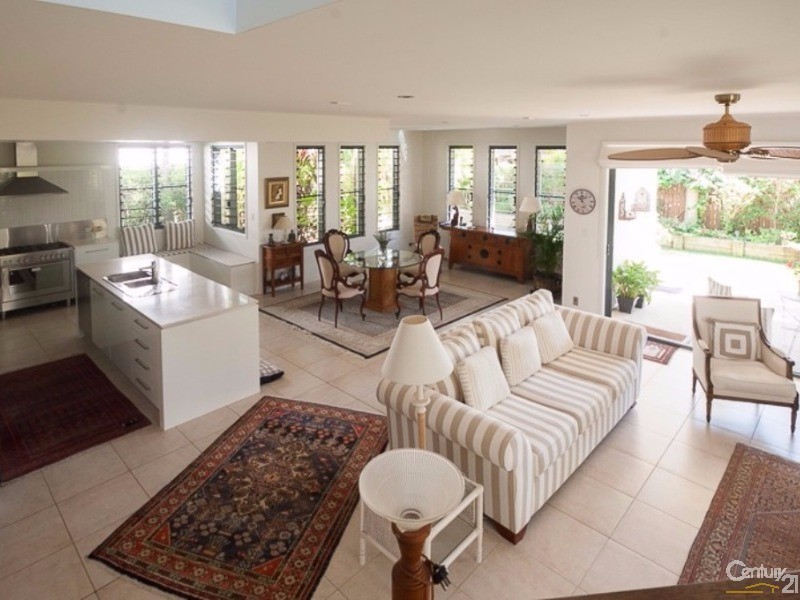 37/115 Peregian Springs Drive, Peregian Springs QLD 4573