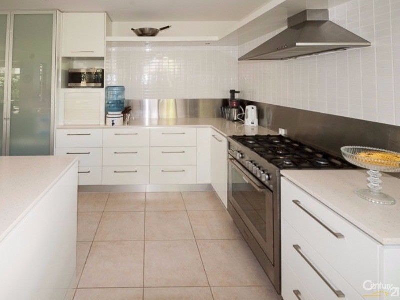 37/115 Peregian Springs Drive, Peregian Springs QLD 4573