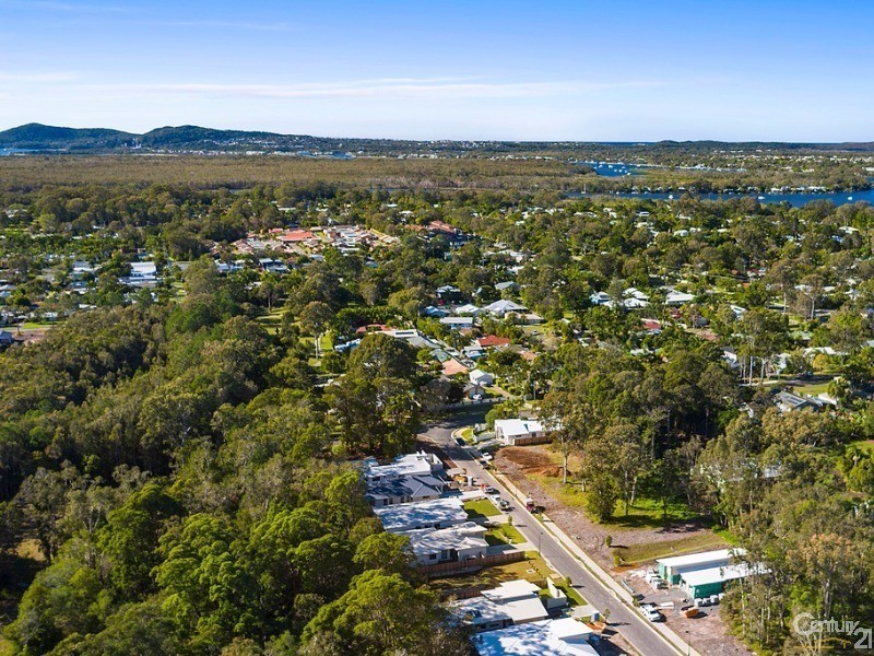 5 Livingstone Street, Tewantin QLD 4565