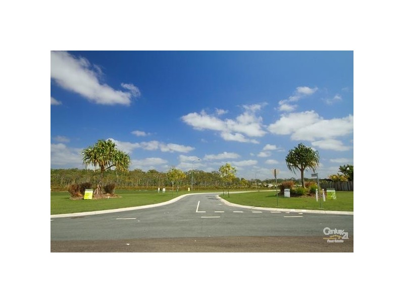 8 Tuna Way & Tarwhine Street, Tin Can Bay QLD 4580