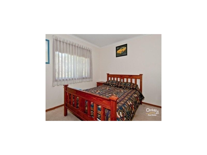 10 Doveton Cres, Mount Warren Park QLD 4207