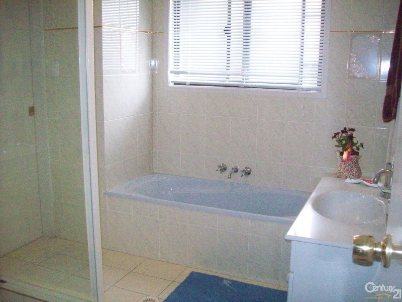 Mount Warren Park QLD 4207