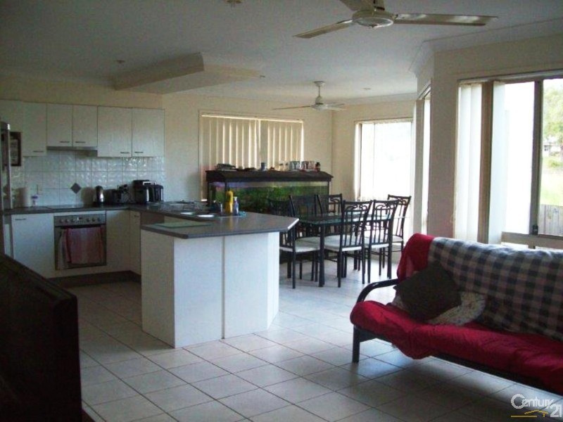 Mount Warren Park QLD 4207
