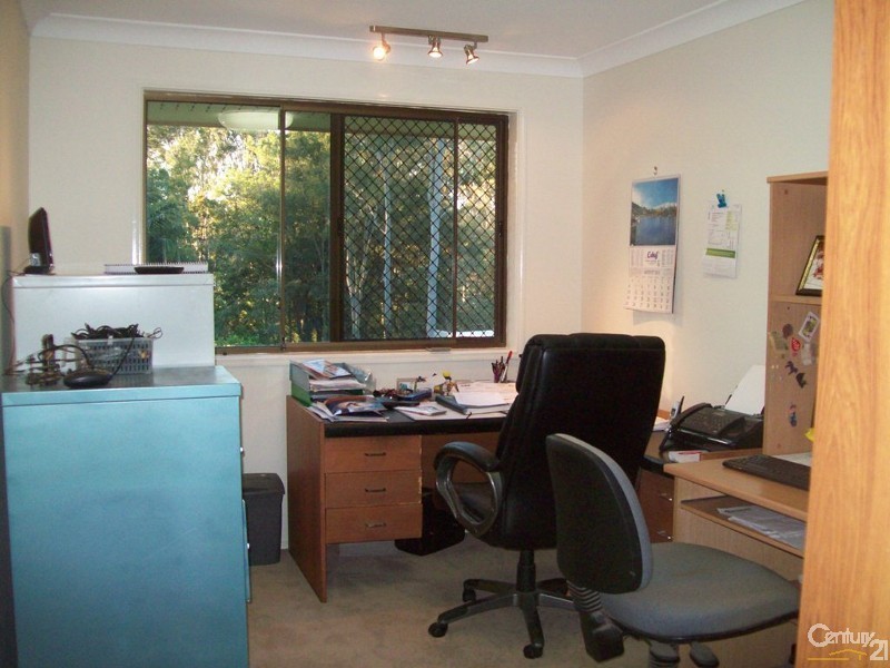 8 Richland Dr, Bannockburn QLD 4207