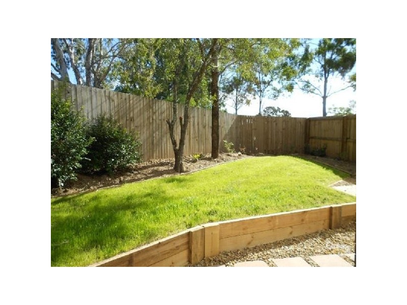 Edens Landing QLD 4207
