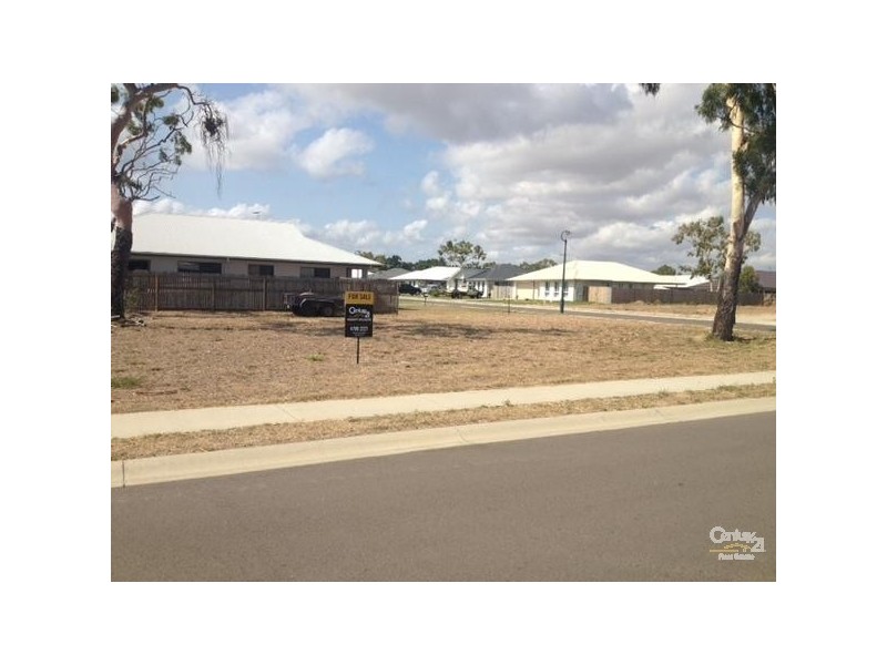 14 Cowrie Street, Bowen QLD 4805