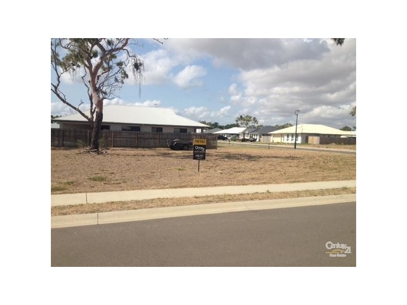 14 Cowrie Street, Bowen QLD 4805