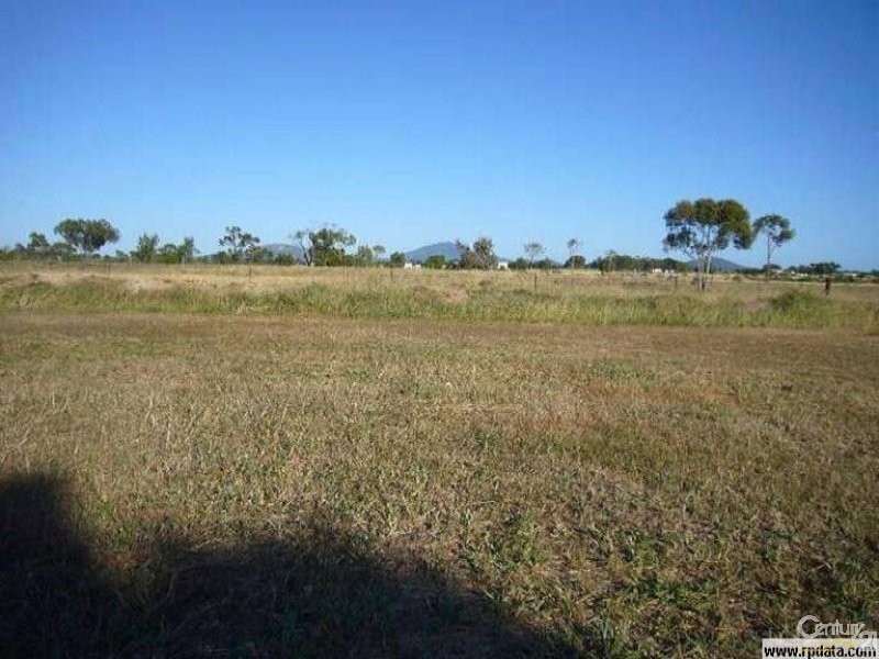 15 Eyles Road, Bowen QLD 4805