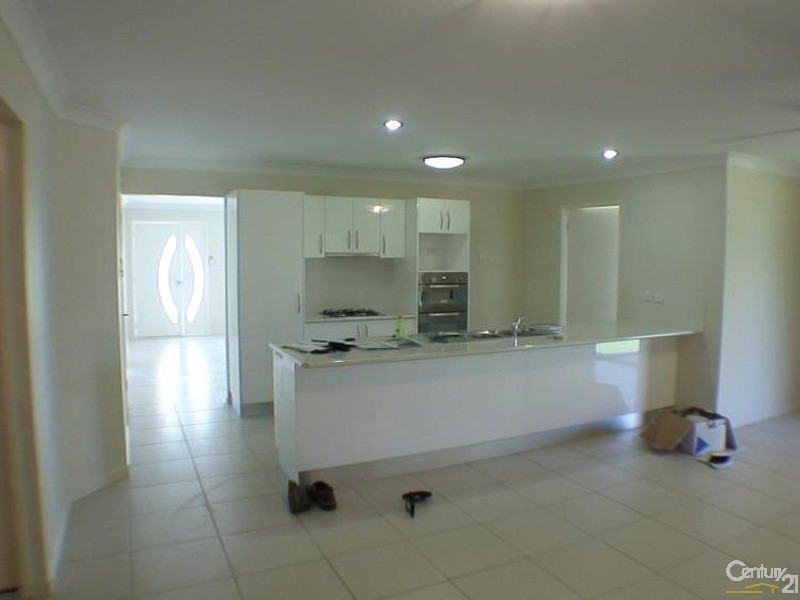 17 Hillview Place, Bowen QLD 4805