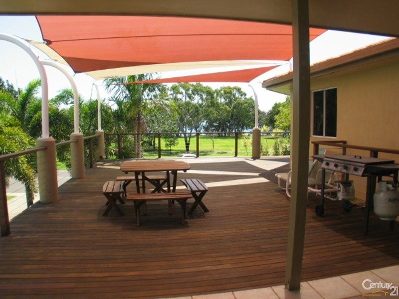 89a Horseshoe Bay Road, Bowen QLD 4805