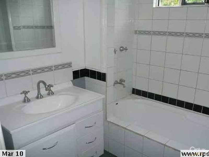 8 Kennedy Street, Bowen QLD 4805