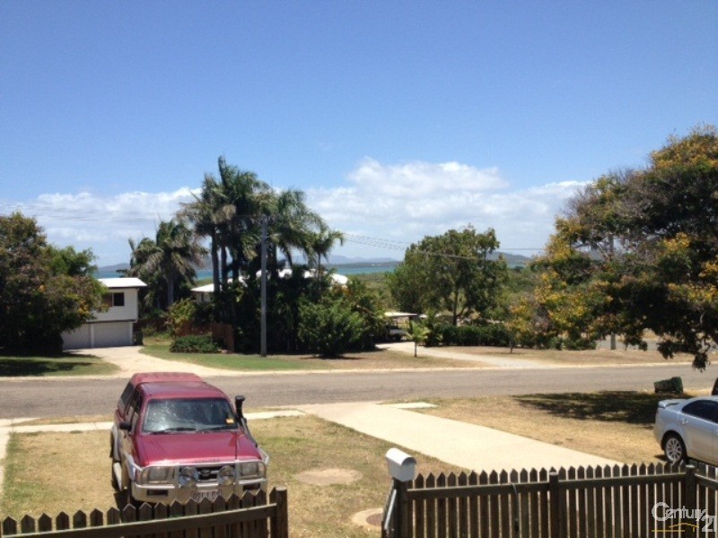 106A Williams Street, Bowen QLD 4805