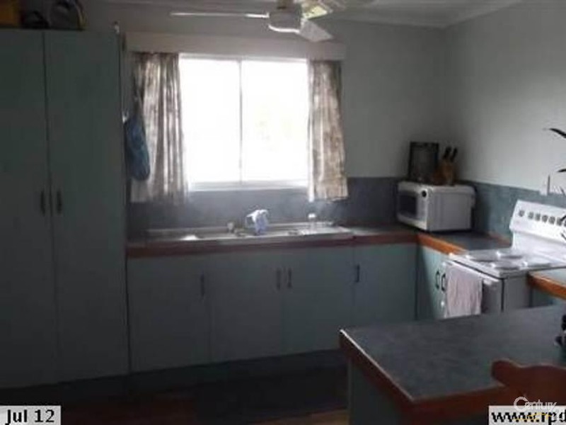 33 Walker Street, Collinsville QLD 4804