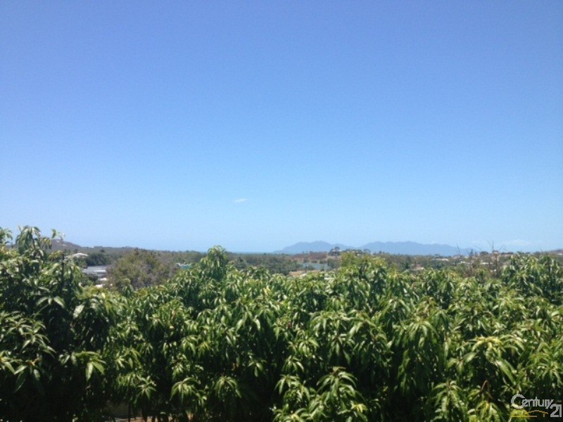 7A Philip Street, Bowen QLD 4805
