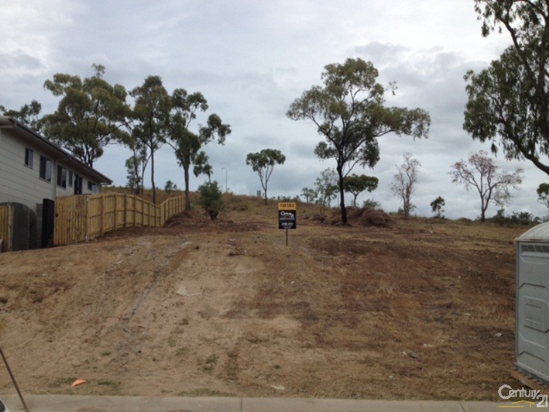 18 Seacove Crescent, Bowen QLD 4805