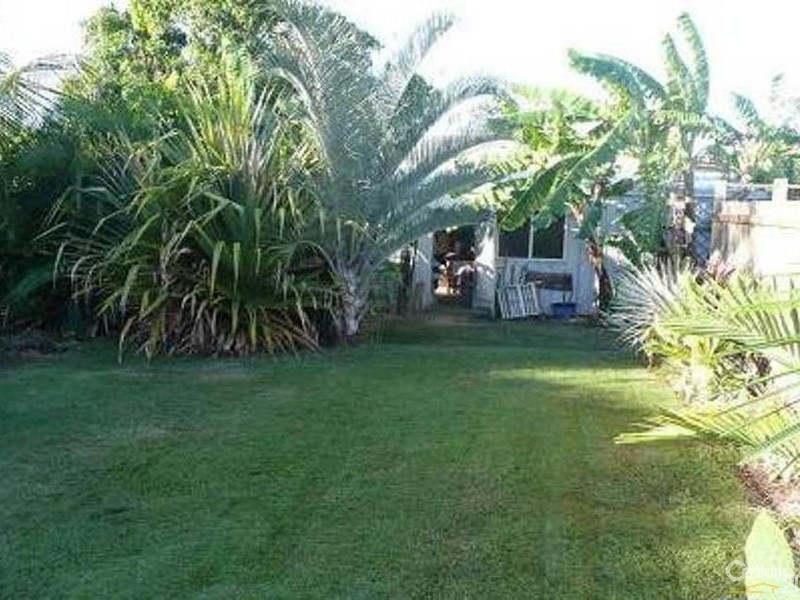 68 Tracey Street, Bowen QLD 4805