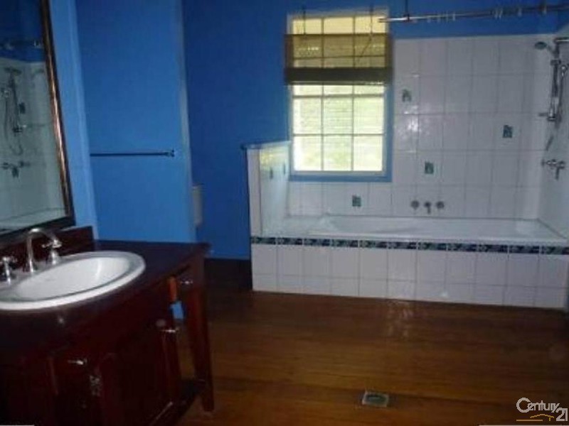 68 Tracey Street, Bowen QLD 4805