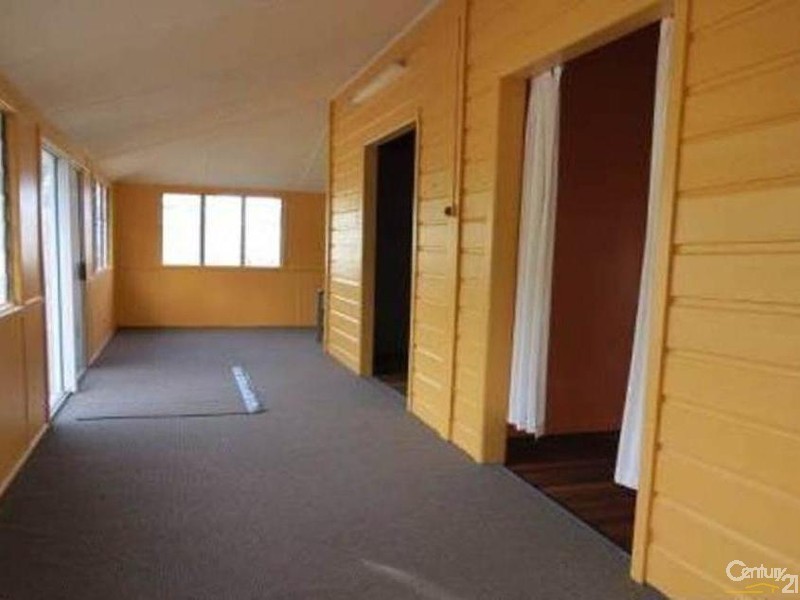 68 Tracey Street, Bowen QLD 4805